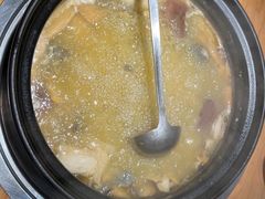 -一朵菌·野生菌探索家火锅(南亚店)
