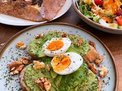 牛油果煮蛋吐司-RAC BAR(安福路店)