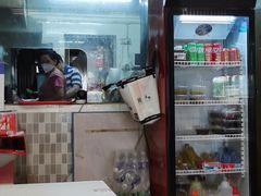 -龙香记桂林米粉(东扬威街11号楼店)
