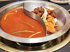 -沸炉重庆老火锅(军事博物馆店)