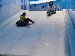 -西安银基冰雪世界