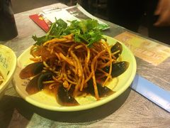皮蛋拌馓子-靓靓蒸虾(中山公园店)