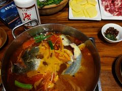 -苗家大院酸汤鱼(贵阳北站店)