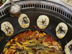-丹水桥地锅鱼·翘嘴鲌·地方特色全鱼宴(丹江口大坝店)