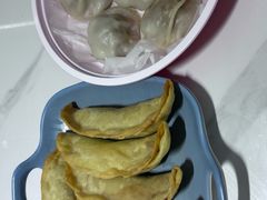 -老新隆牛肉锅贴(新街口店)