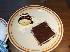 提拉米苏配冰淇淋-萨莉亚意式餐厅(莲花国际广场店)