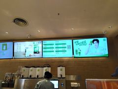 -奈雪的茶(湖滨银泰in77C区PRO店)