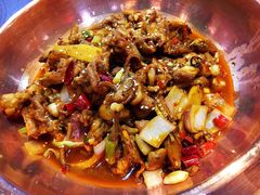 -虾弄弄海派小龙虾·牛羊蝎子火锅