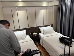 -曼谷湄南河畔华美达广场酒店
