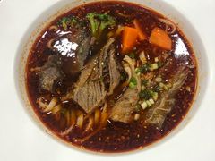 金牌麻辣牛肉面-康师傅私房牛肉面(北京南站店)