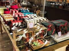 零售区-VENCHI 闻绮(北京国贸商城店)