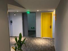 -布丁严选酒店(杭州武林西湖文化广场地铁站店)