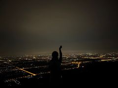 -鬼笑石后山停车场