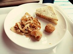 -感恩心素食馆(百世广场店)