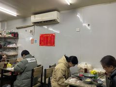 大堂-无名氏宵夜小摊(祝家三姐妹馄饨店)