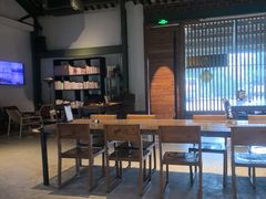 -喜洲吧·江畔老船厂·庭院餐厅(喜临院店)