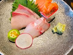 -铭牛烧肉·和牛海鲜自助(高新月牙湖店)