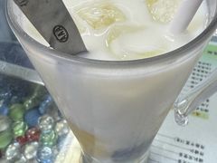 鲜奶菠萝冰-义顺牛奶公司
