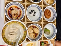 九宫格-龙抄手(春熙路总店)