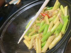 -忆江南·临江鱼馆