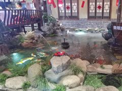 -鱼满舱·鲜活海鲜·正宗鲁菜