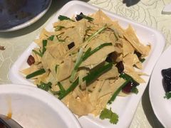 -小锅饭豆腐馆(建大店)