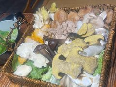 -围炉·云南铜瓢牛肉火锅(桐柏路店)