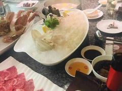 -辉哥火锅(虹桥路店)