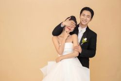 -索菲亚婚纱摄影