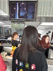 -苏奇发型·烫发染发