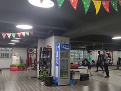 -越·健身工作室(华尔兹广场写字楼B栋店)