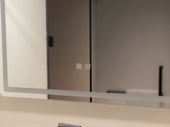 -鹏城丽景酒店(华强北红岭地铁站店)