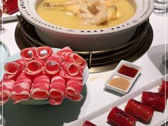 -领鲜天下·焗海鲜·花胶鸡(天目里店)