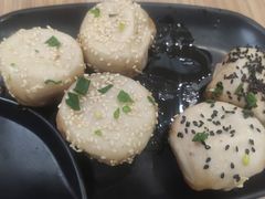 -小杨生煎(金山百联购物中心3楼店)