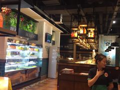 -亚马逊环球美食百汇(新城吾悦广场店)