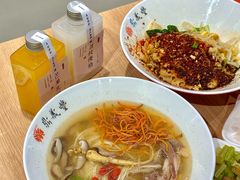 -鼎义丰功夫面(星光大道店)