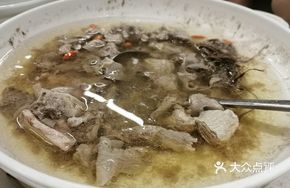 Liver-Protecting Herb and Pork Soup