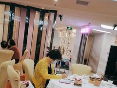 -广州酒家(昌岗地铁站店)