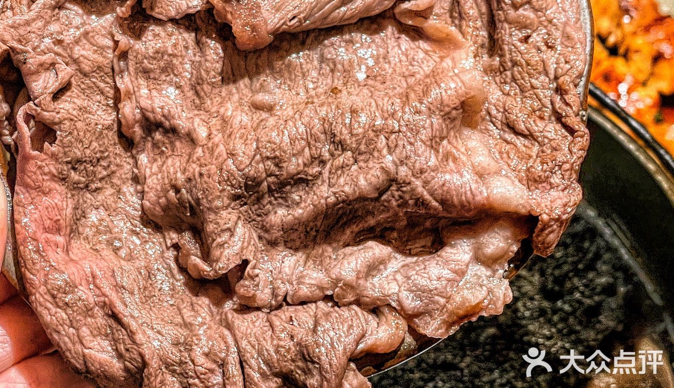 换装拍照+吃饭👘店里都是🫣摇曳的樱花美眉