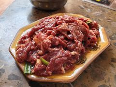 -黄利砖万峰林布依特色酸笋牛肉馆