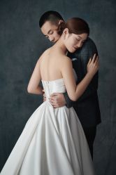 -雪中彩影婚纱摄影·微光艺术中心