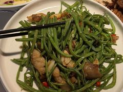 -百彦蒙古包·碳烤羊排·手抓羊肉(万江首店)