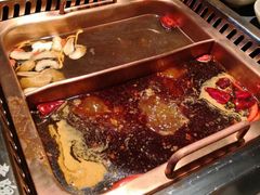 -老牌坊云南鱼豆花火锅(哈西万达店)