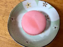 草莓马卡龙-麦当劳(卫星广场店)