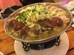 -闯关东东北农家菜(崂山石老人店)