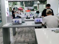 -荣耀授权专卖店(黄浦浙江中路店)
