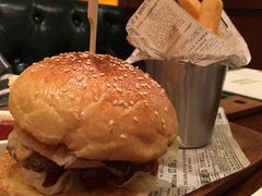 -Hooley's活利仕西餐厅(珠江新城店)