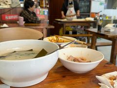 -中和裴氏蹄花(府河路店)