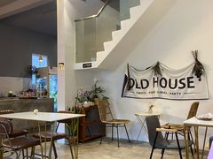 -Old House