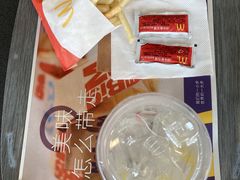 -麦当劳(驿坂服务区B区店)